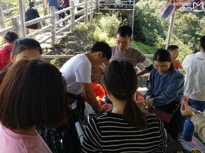 湖南新郎吃瓜,喜提“瓜王”称号！